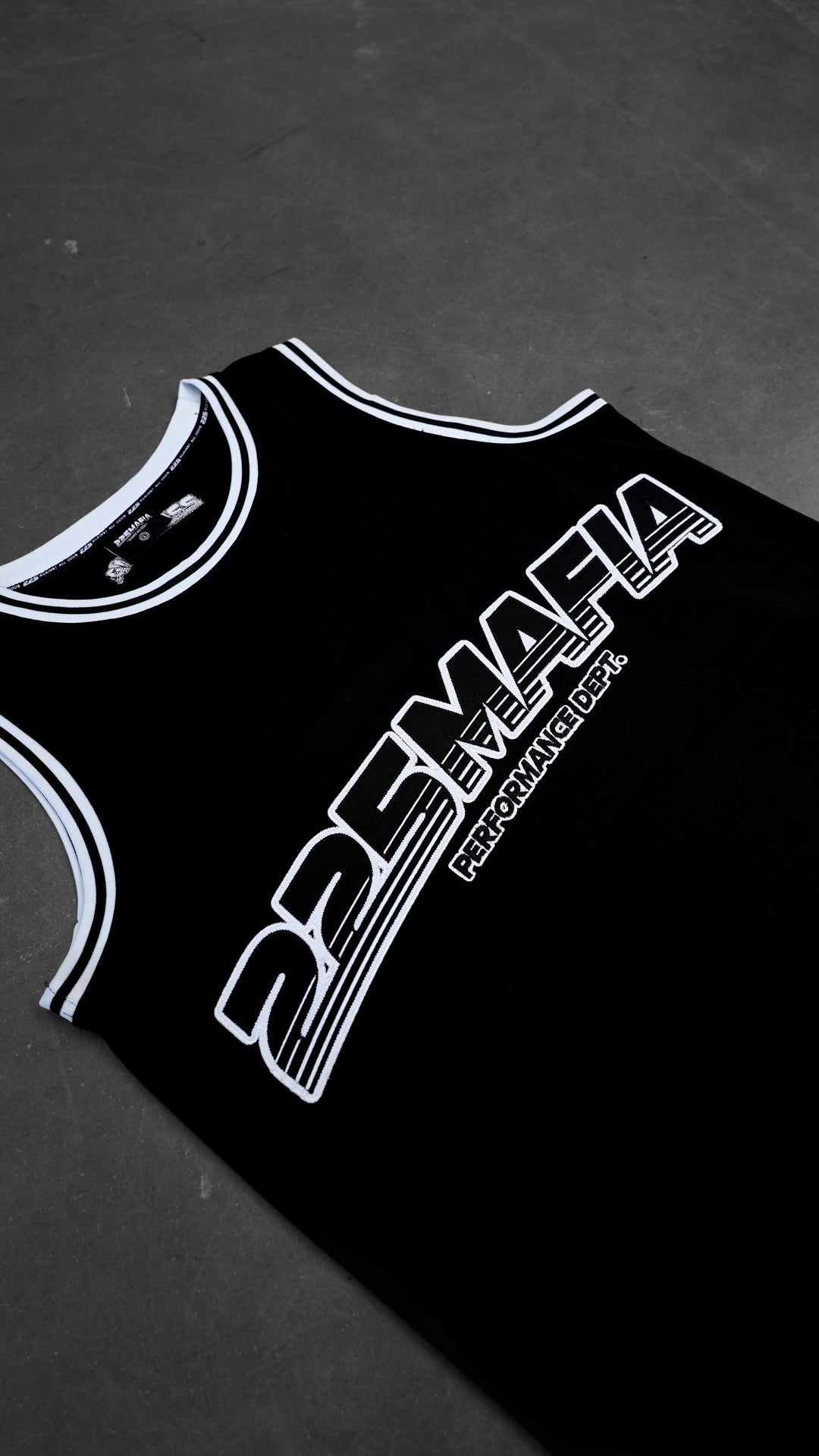 BLACK MESH JERSEY