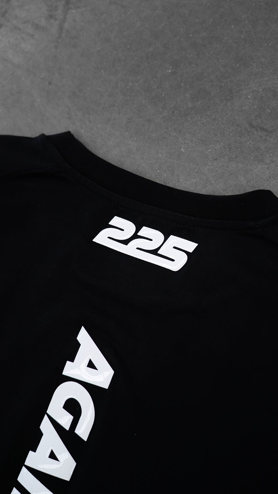 BLACK SLIM-FIT