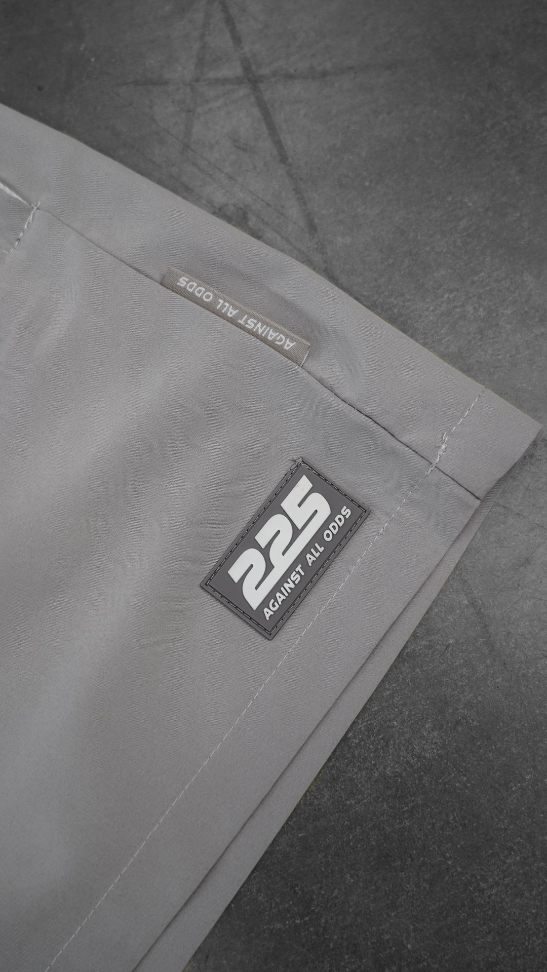 GREY 5" SHORTS
