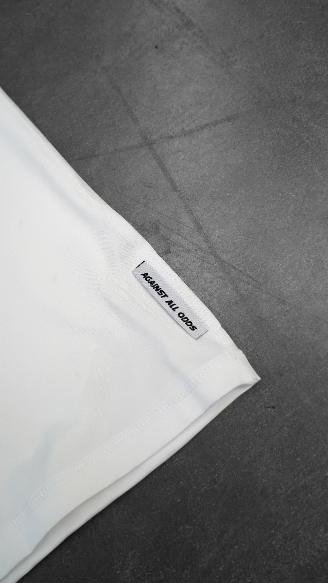 WHITE SLIM-FIT